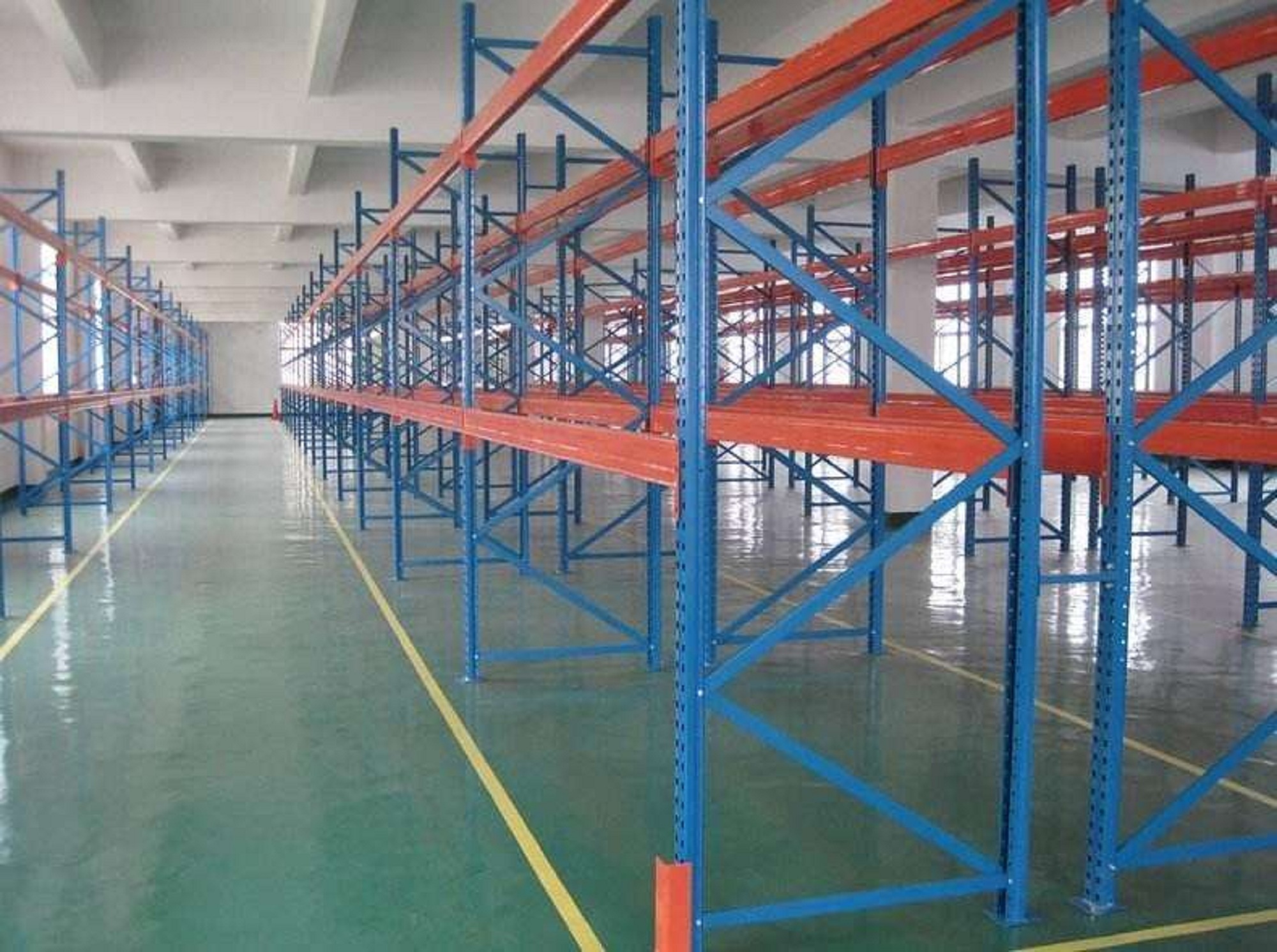 重型倉(cāng)儲(chǔ)貨架